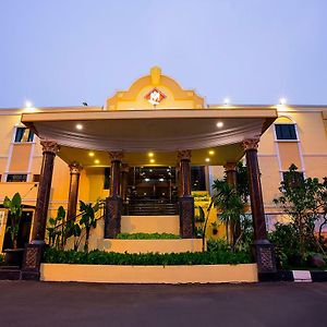 Bi Executive Hotel